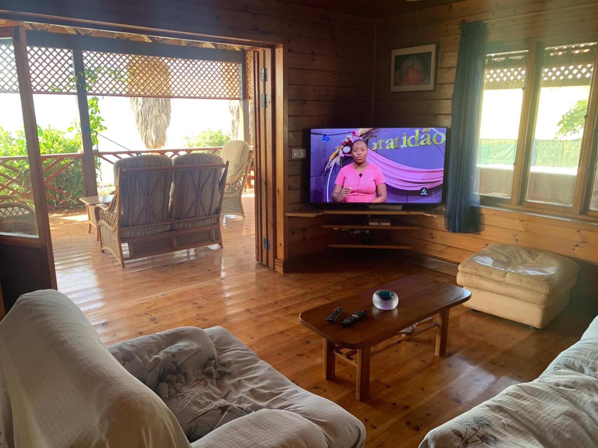 Tropikal House Facing Ocean Holiday home